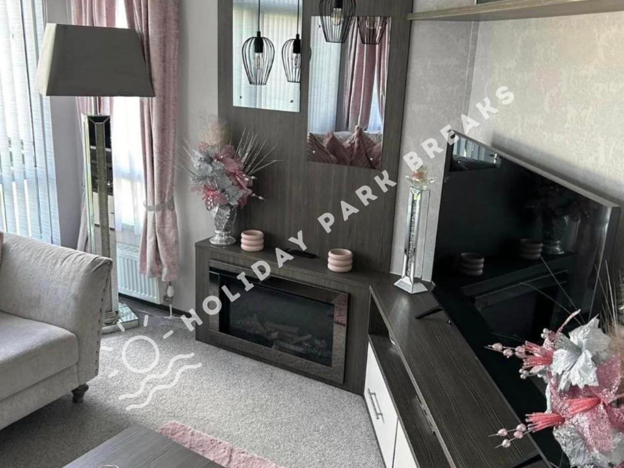 Luxury 2 Bedroom At Seal Bay Resort Selsey Exteriör bild